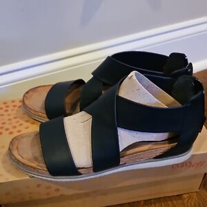 Elegant Black Strappy Sandals